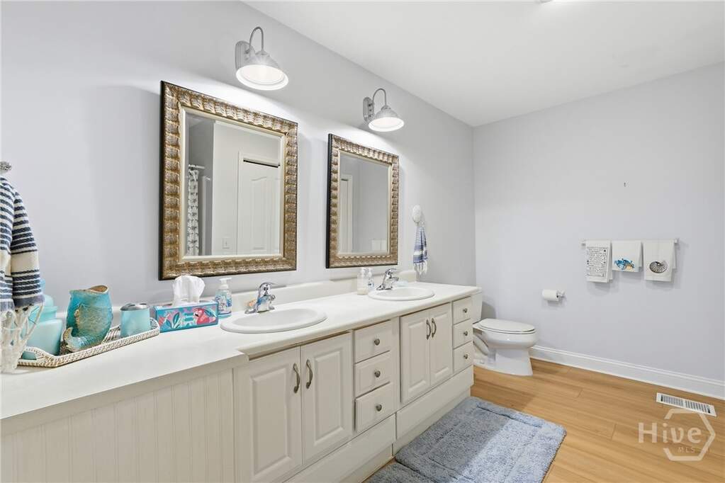 3 Bedroom Villa/Townhouse's Image 17