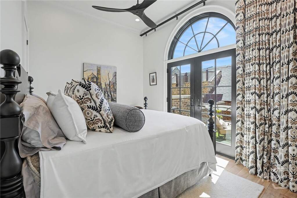4 Bedroom Villa/Townhouse's Image 14
