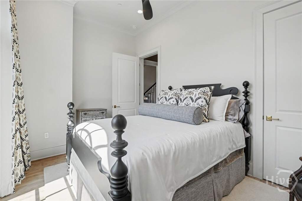 4 Bedroom Villa/Townhouse's Image 15