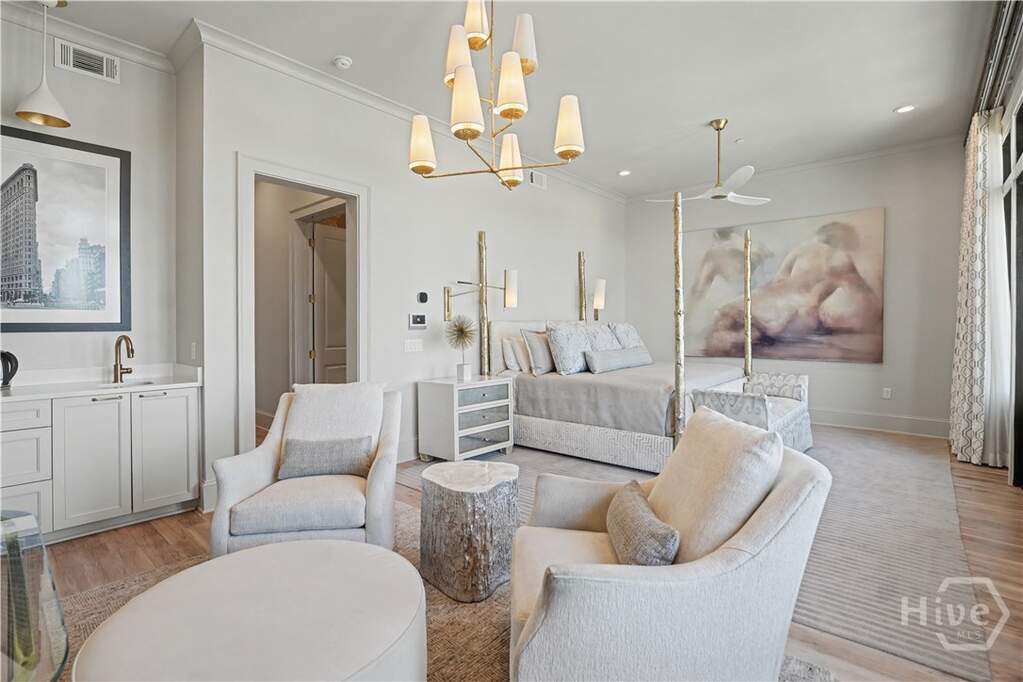 4 Bedroom Villa/Townhouse's Image 24