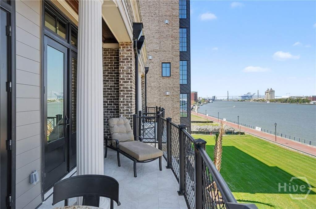4 Bedroom Villa/Townhouse's Image 26