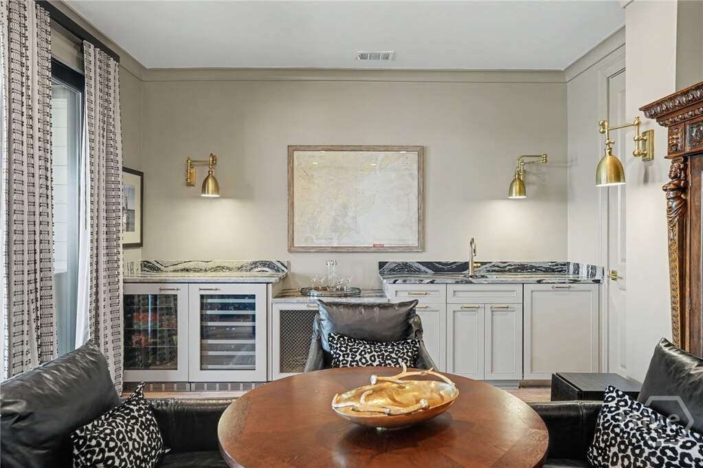 4 Bedroom Villa/Townhouse's Image 36