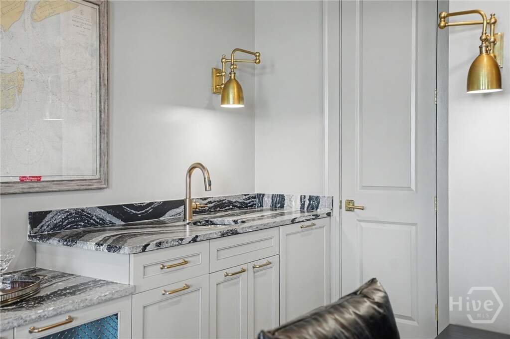 4 Bedroom Villa/Townhouse's Image 37