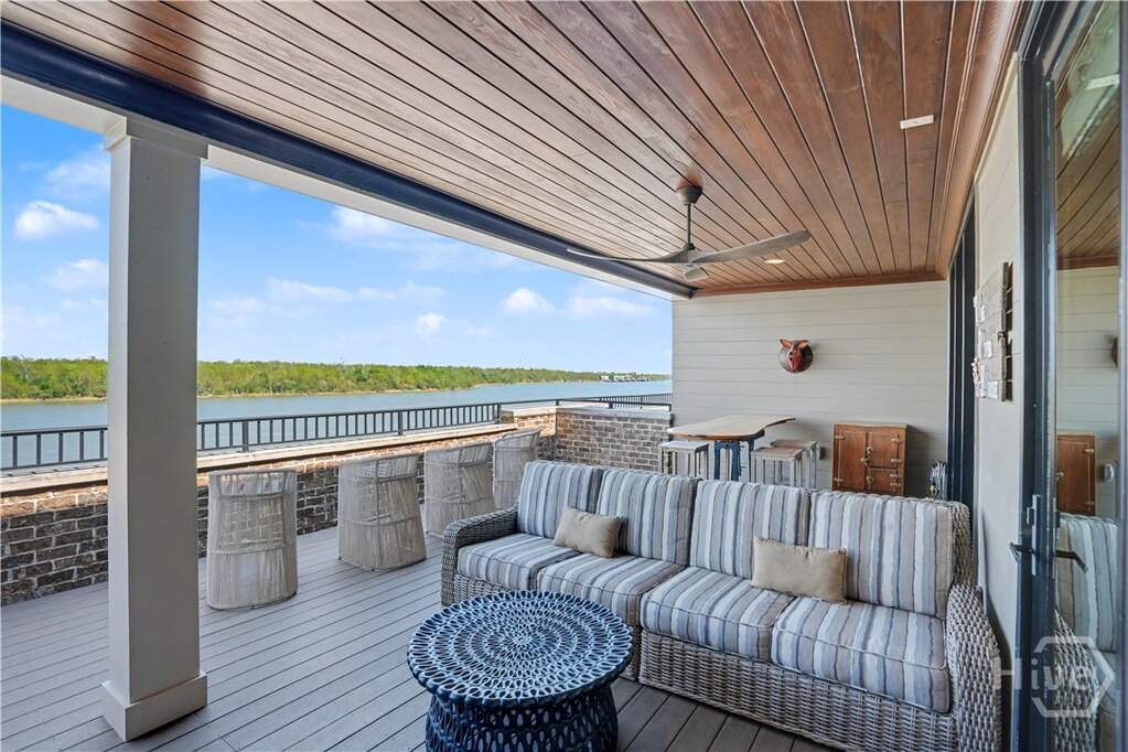 4 Bedroom Villa/Townhouse's Image 39