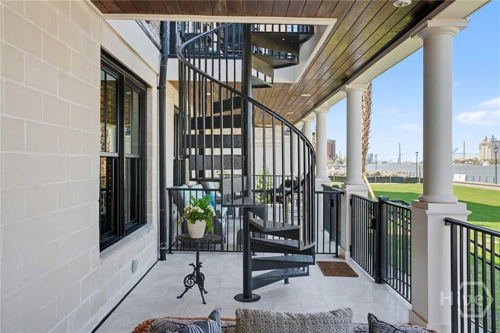 4 Bedroom Villa/Townhouse's Image 53