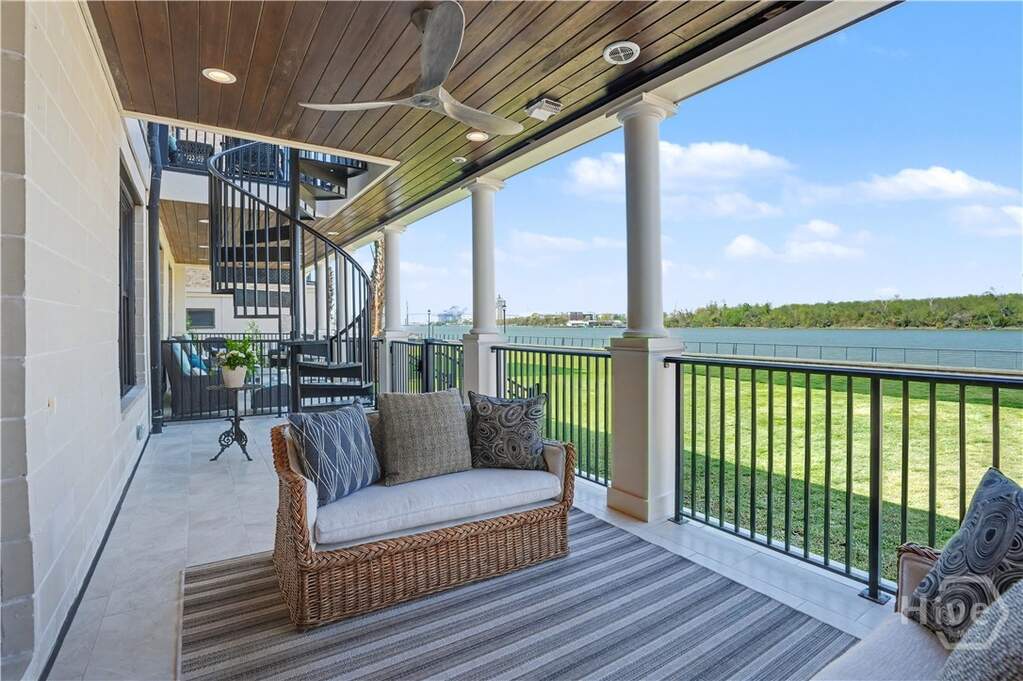 4 Bedroom Villa/Townhouse's Image 54
