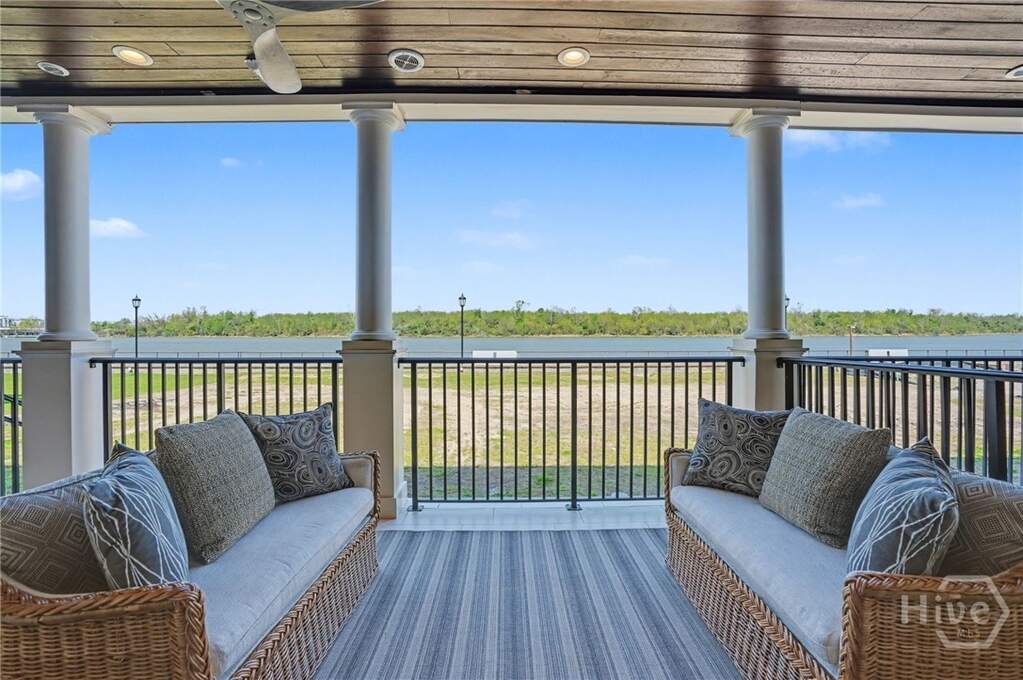 4 Bedroom Villa/Townhouse's Image 55