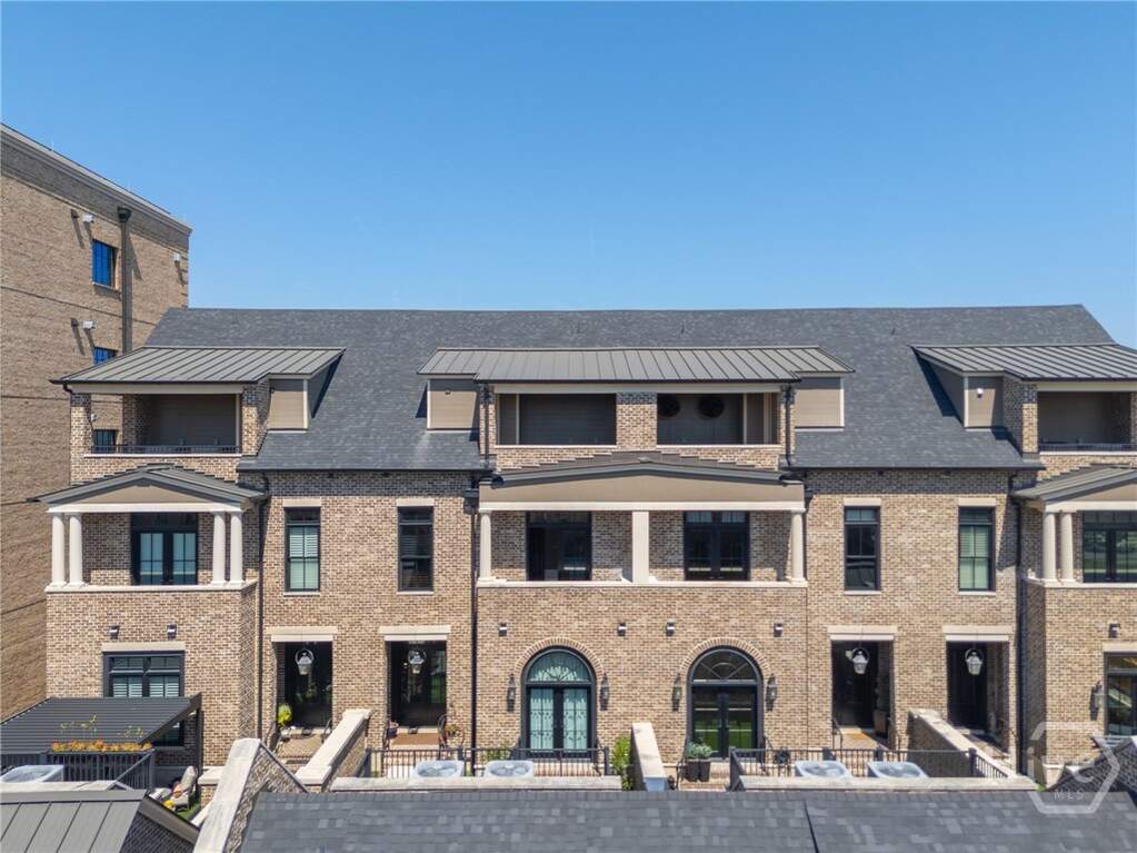 4 Bedroom Villa/Townhouse's Image 66