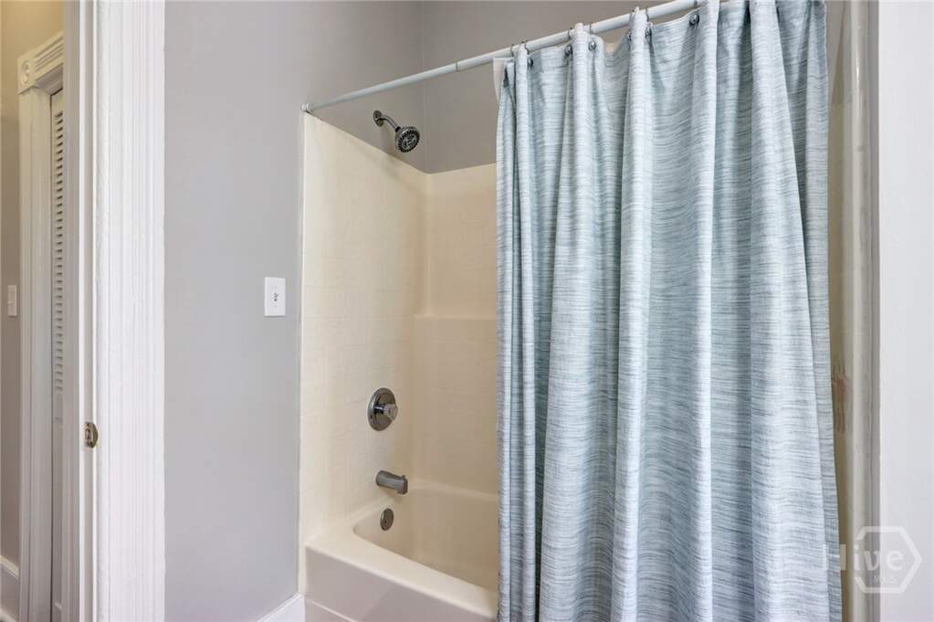3 Bedroom Villa/Townhouse's Image 36
