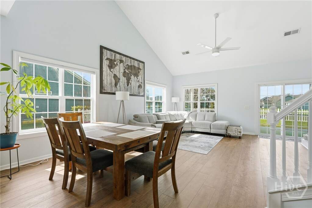 4 Bedroom Single Family Home/House's Image 10