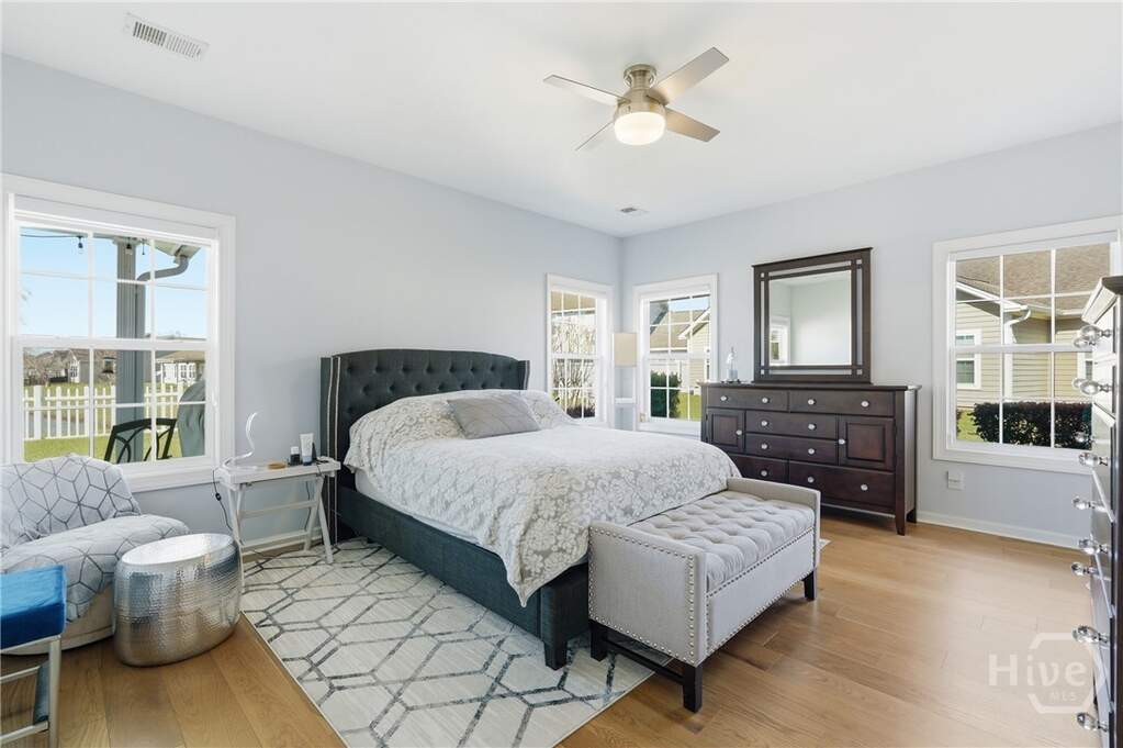 4 Bedroom Single Family Home/House's Image 13