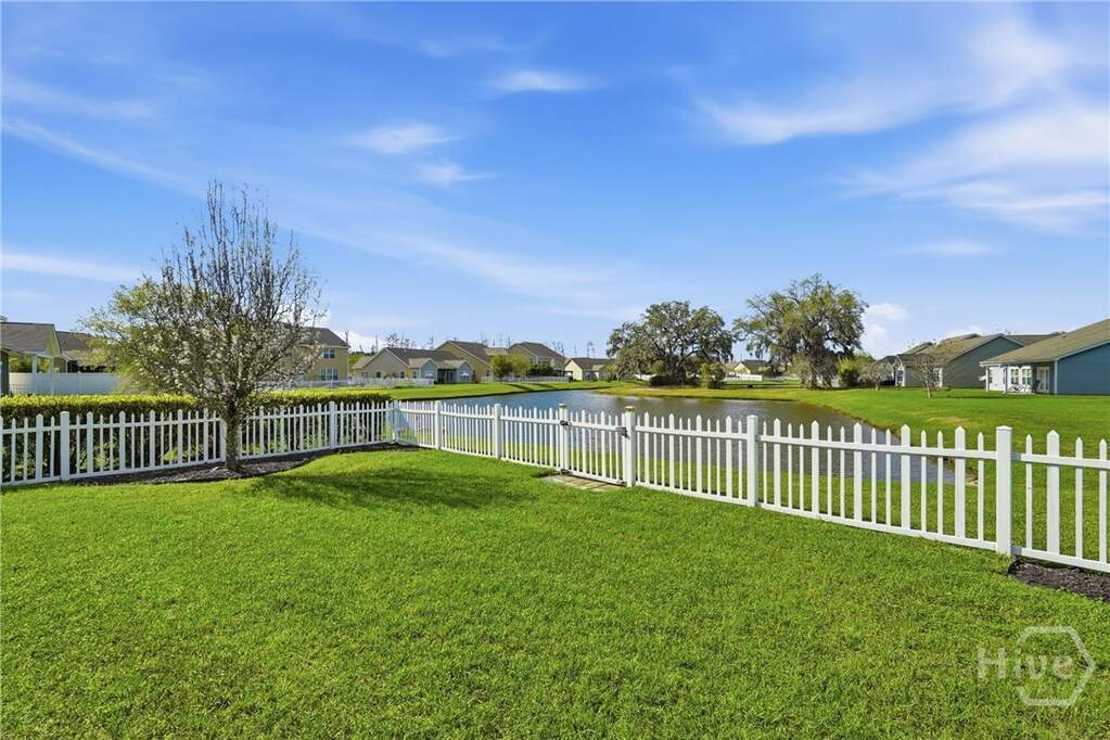 4 Bedroom Single Family Home/House's Image 28