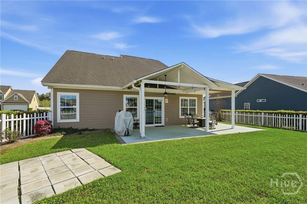 4 Bedroom Single Family Home/House's Image 30