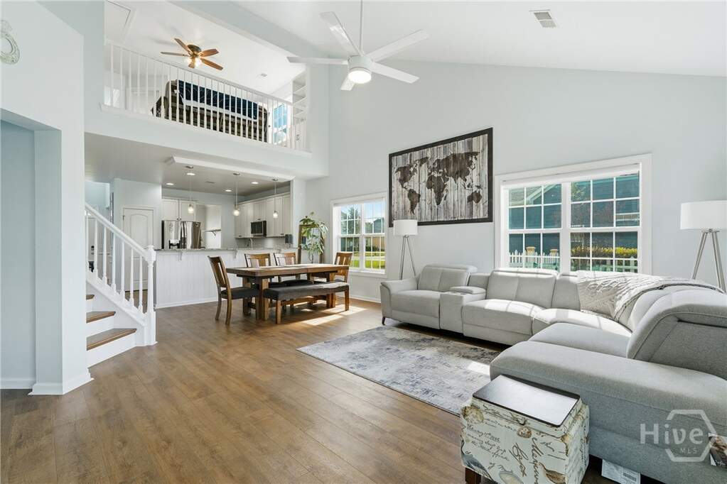 4 Bedroom Single Family Home/House's Image 5