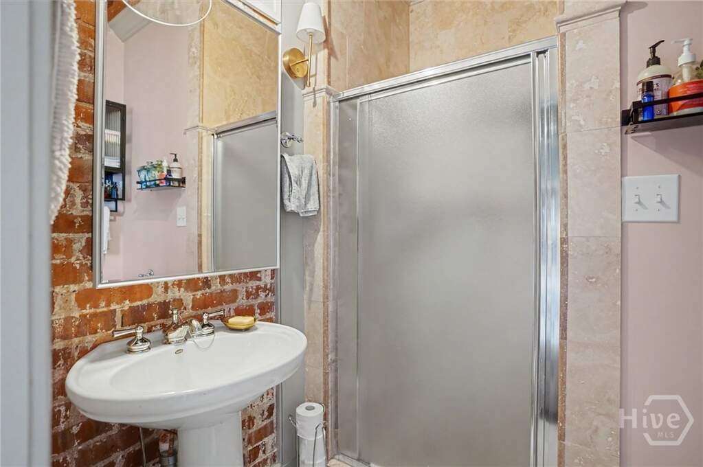 2 Bedroom Apartment/Flat's Image 22