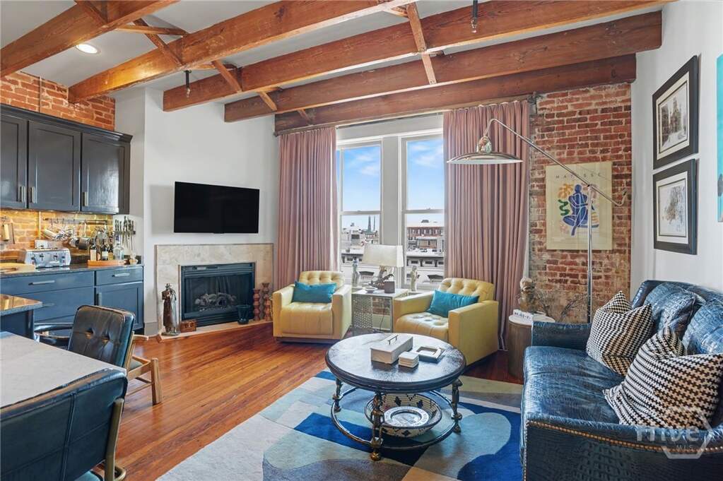 2 Bedroom Apartment/Flat's Image 4