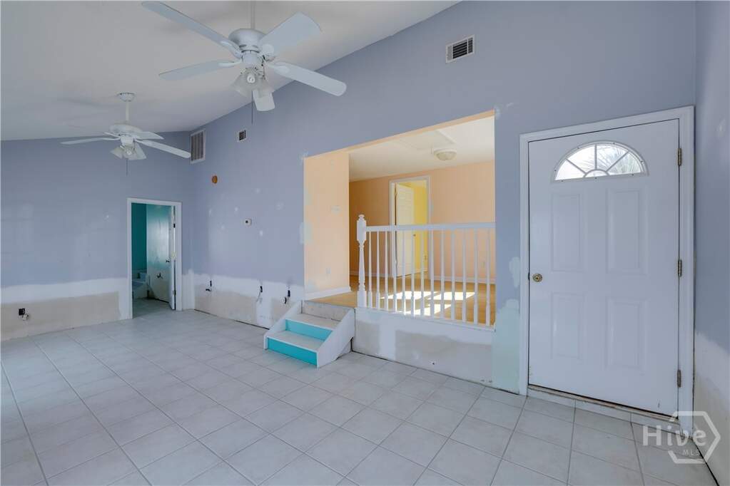3 Bedroom Single Family Home/House's Image 12