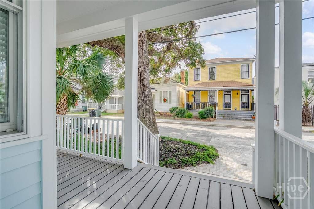6 Bedroom Multi Unit's Image 41