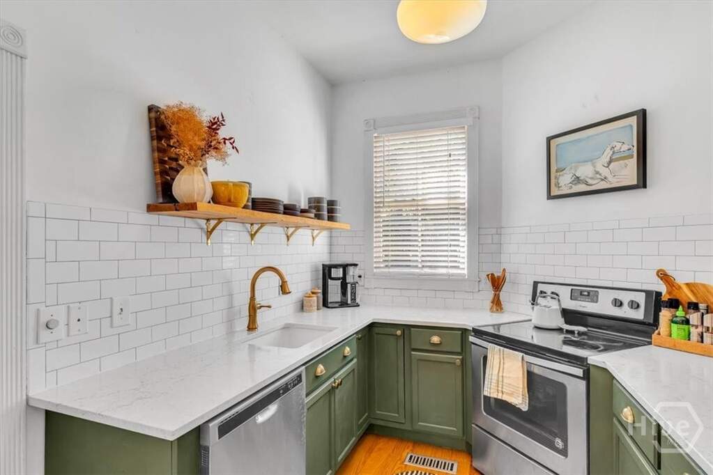 2 Bedroom Villa/Townhouse's Image 9