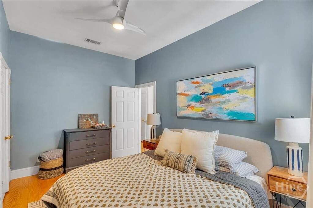 2 Bedroom Villa/Townhouse's Image 16