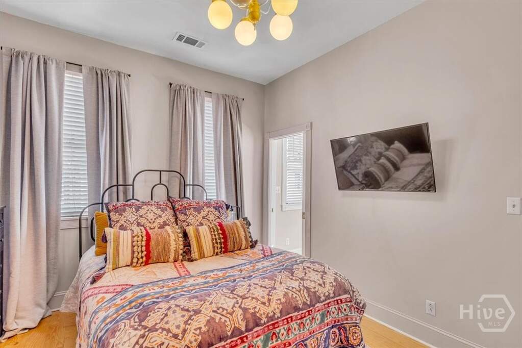 2 Bedroom Villa/Townhouse's Image 20