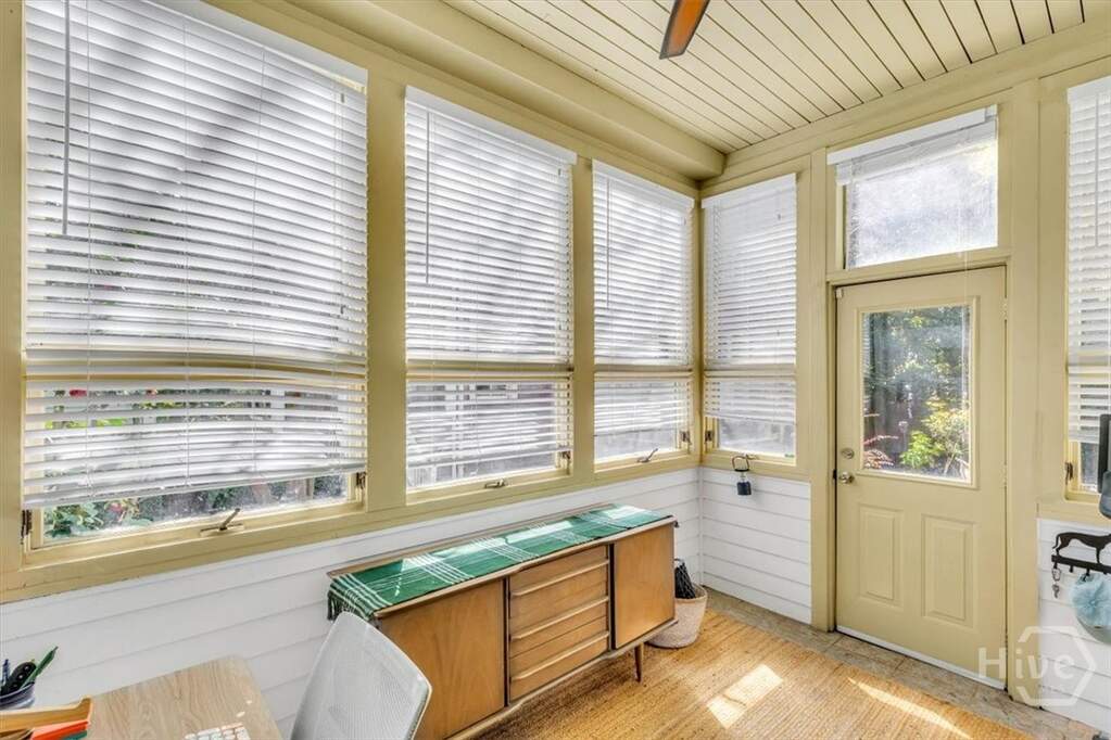 2 Bedroom Villa/Townhouse's Image 26