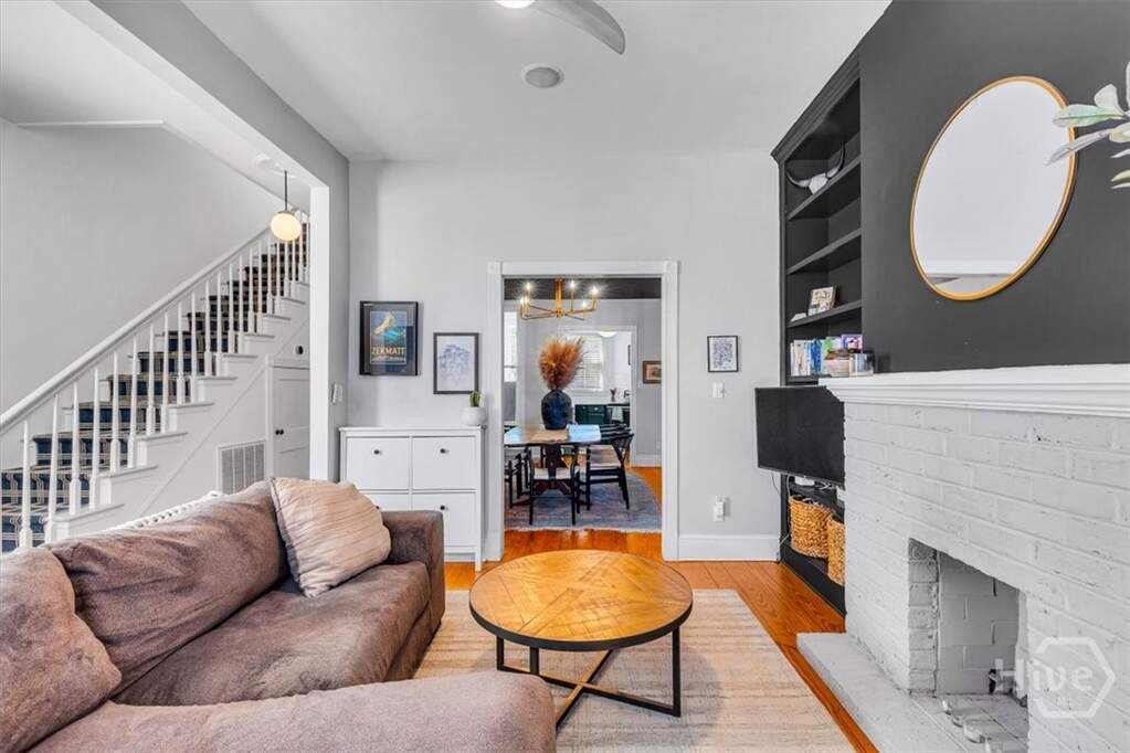 2 Bedroom Villa/Townhouse's Image 3