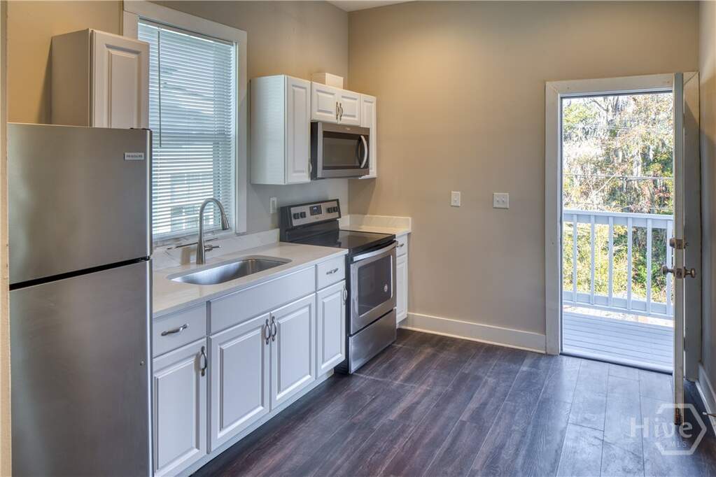 4 Bedroom Multi Unit's Image 8