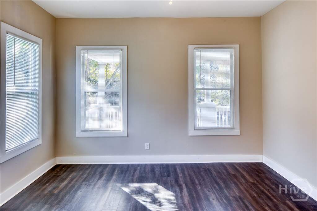 4 Bedroom Multi Unit's Image 12