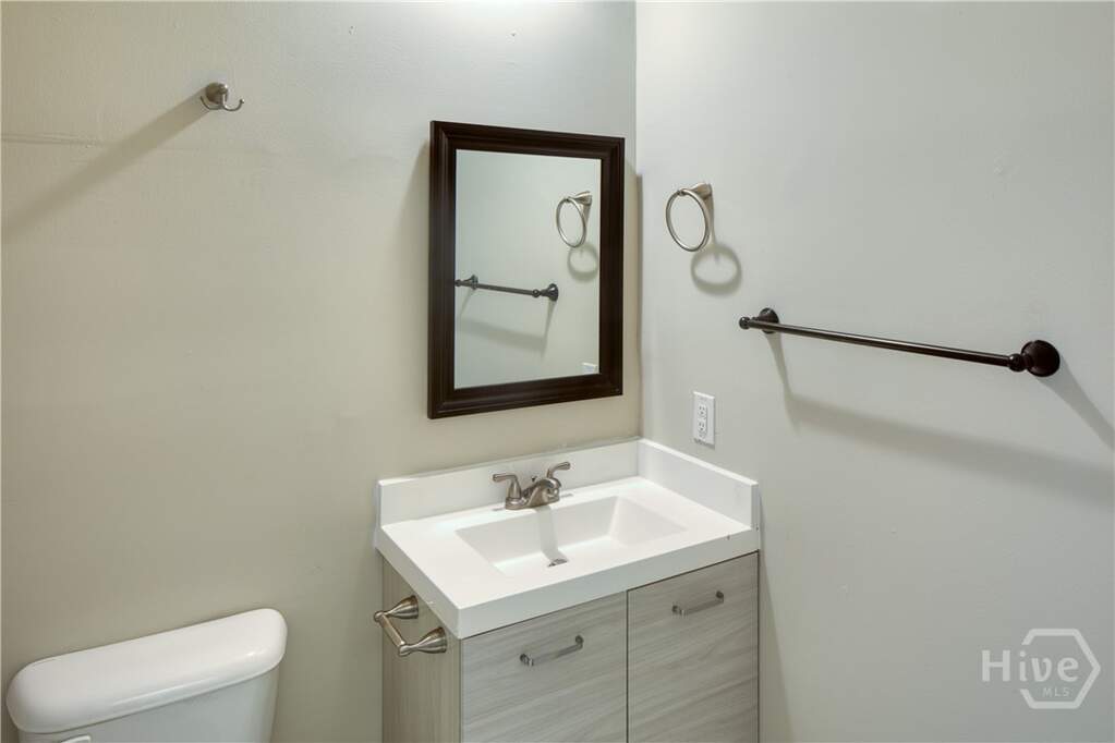 4 Bedroom Multi Unit's Image 14