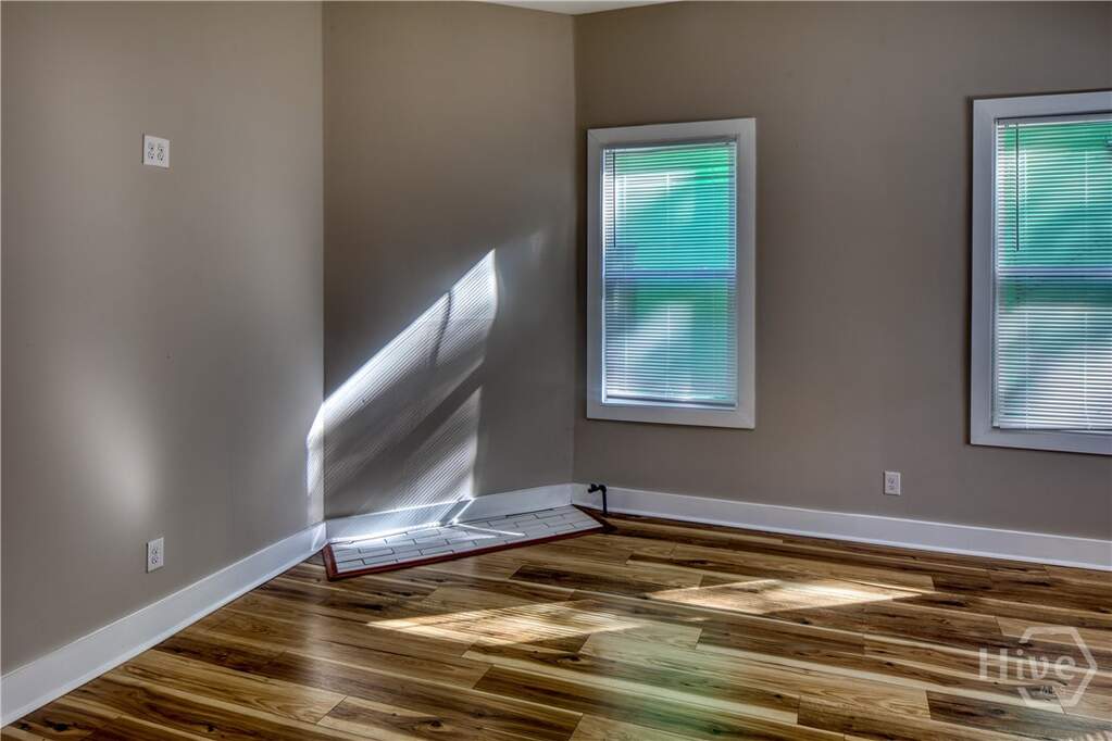 4 Bedroom Multi Unit's Image 19