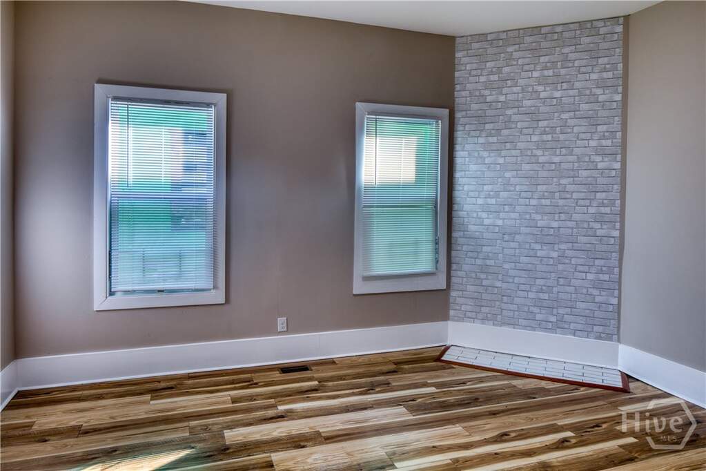 4 Bedroom Multi Unit's Image 21