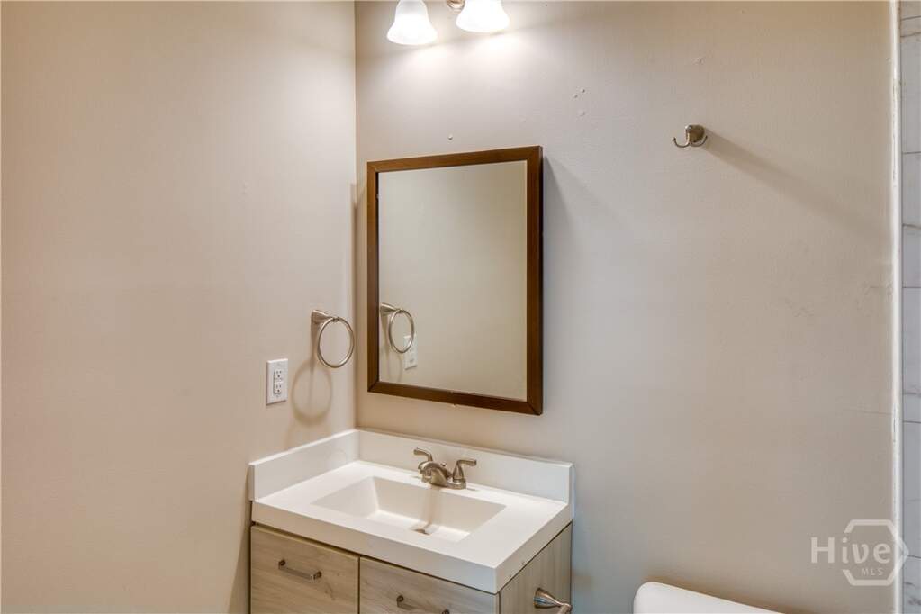 4 Bedroom Multi Unit's Image 23