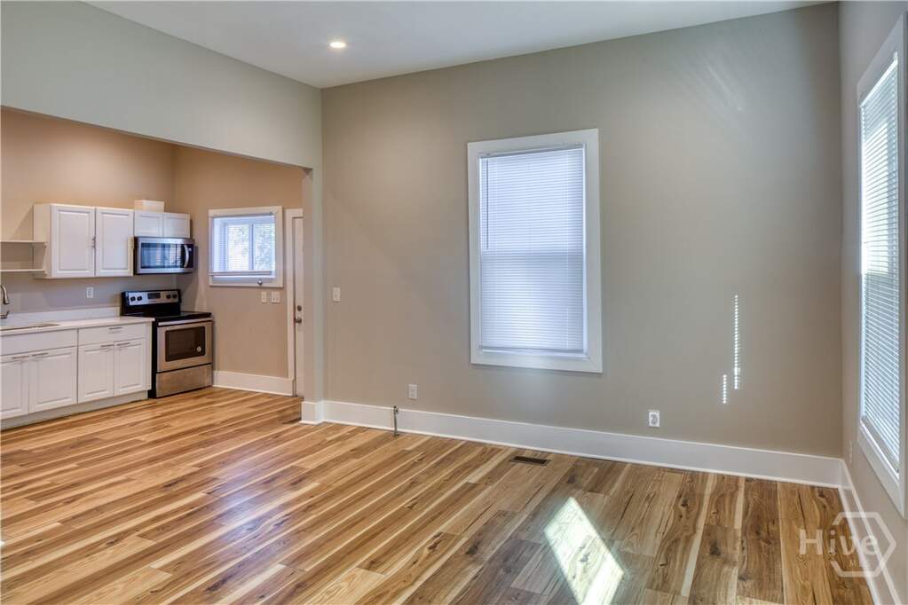 4 Bedroom Multi Unit's Image 28