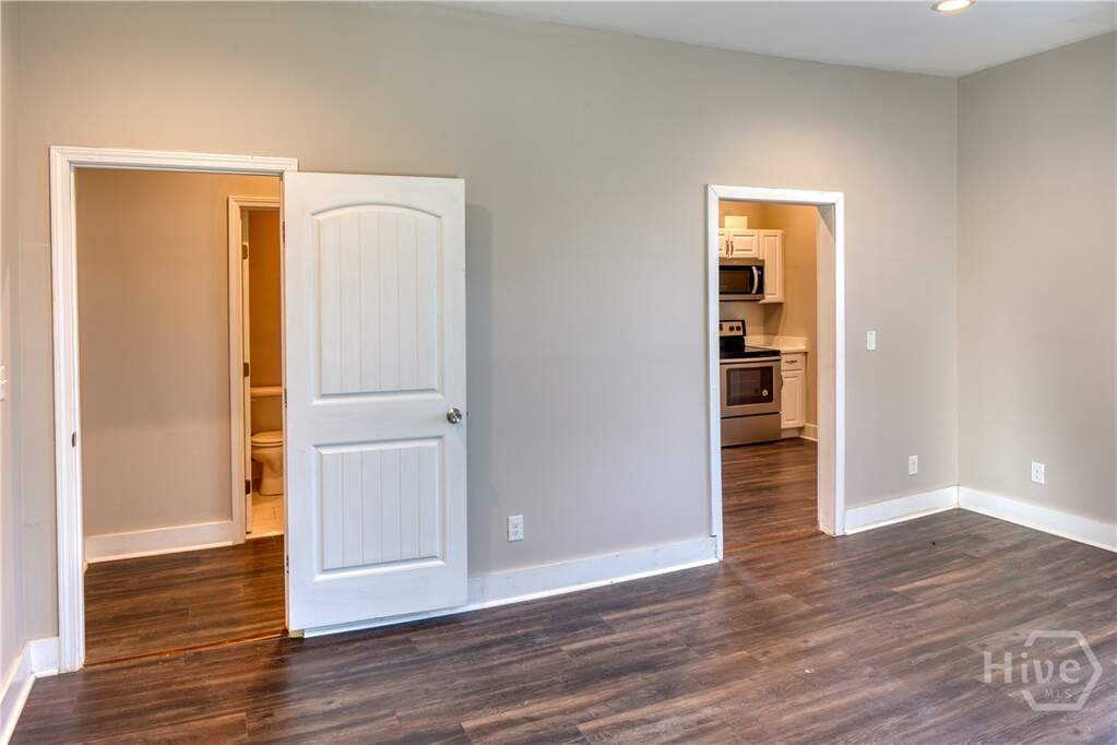 4 Bedroom Multi Unit's Image 6