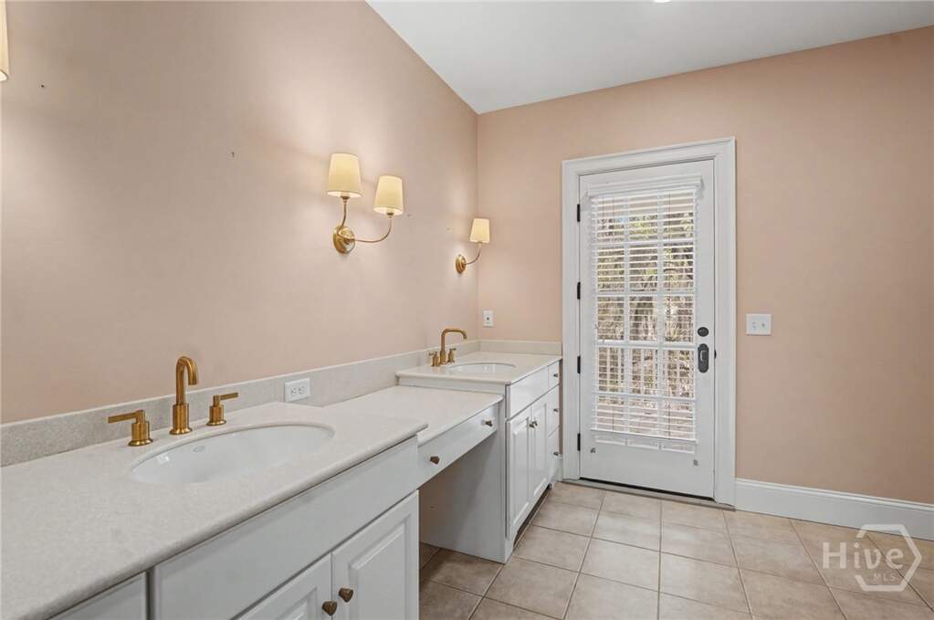 3 Bedroom Single Family Home/House's Image 29
