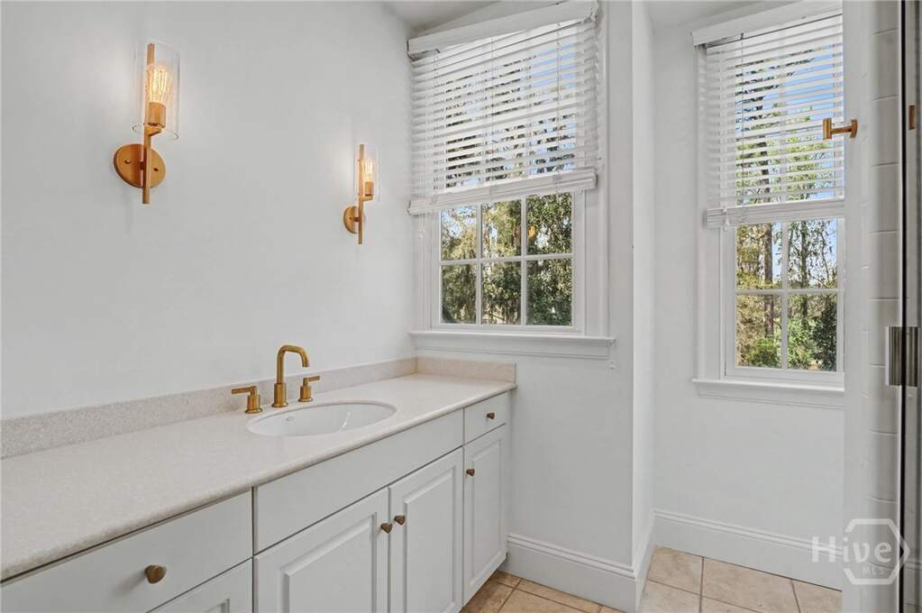 3 Bedroom Single Family Home/House's Image 36
