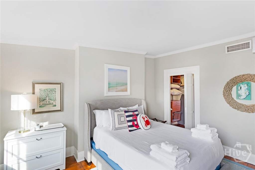 2 Bedroom Apartment/Flat's Image 30