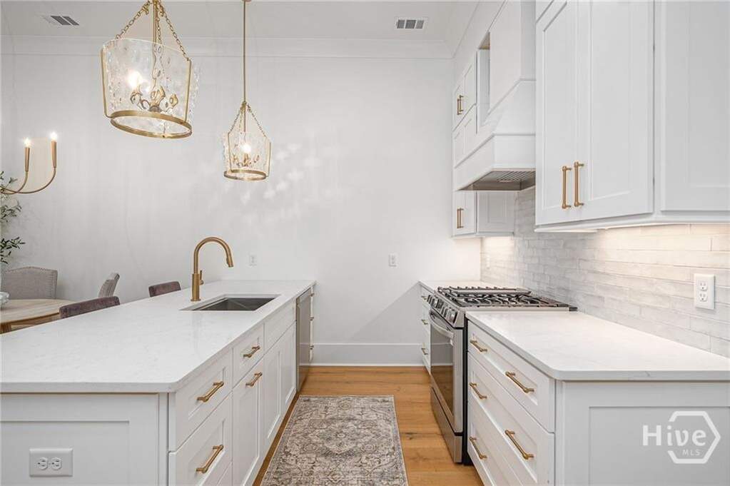 3 Bedroom Villa/Townhouse's Image 6