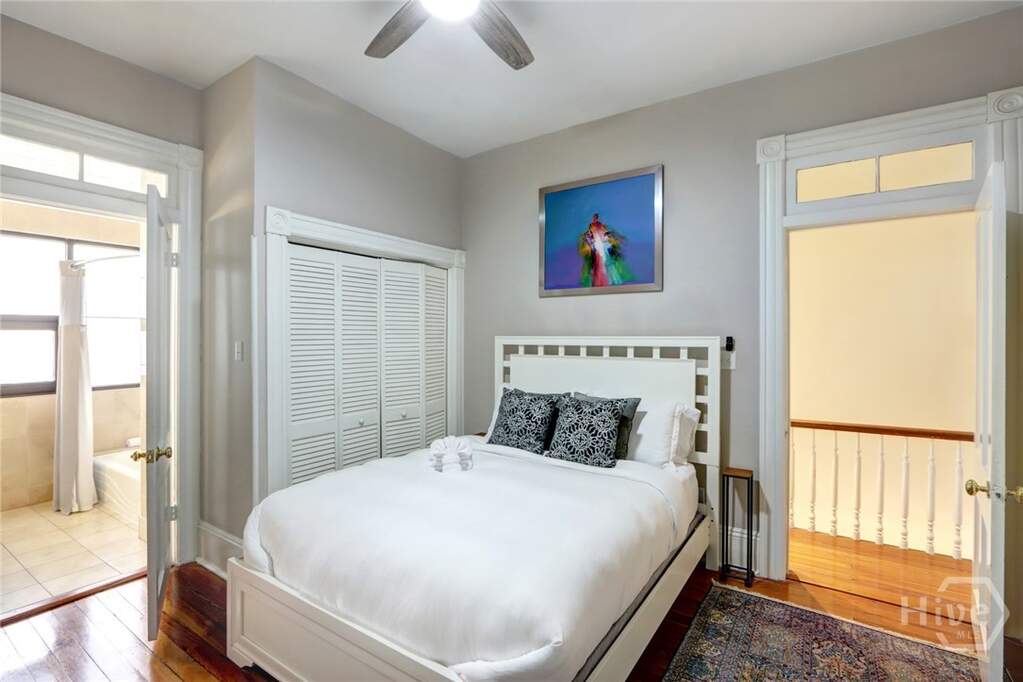 4 Bedroom Multi Unit's Image 32