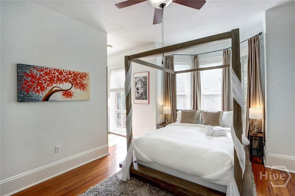 4 Bedroom Multi Unit's Image 43