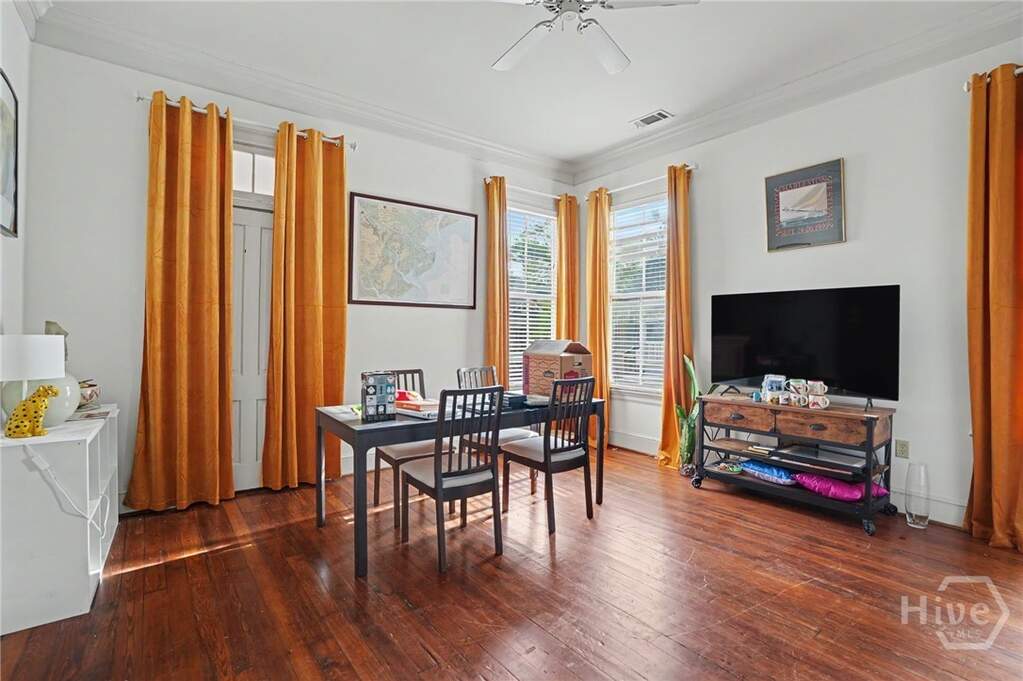 5 Bedroom Multi Unit's Image 5