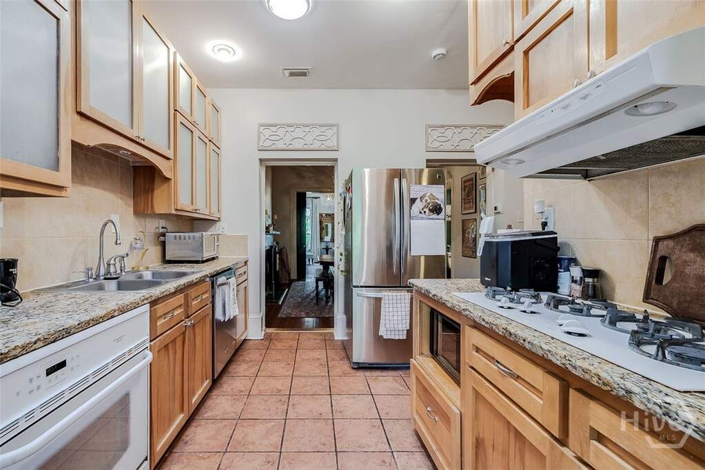 5 Bedroom Villa/Townhouse's Image 15