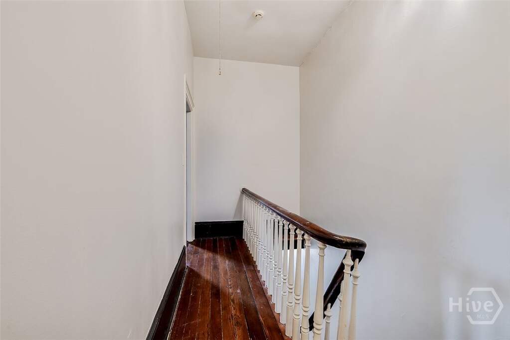 5 Bedroom Villa/Townhouse's Image 27