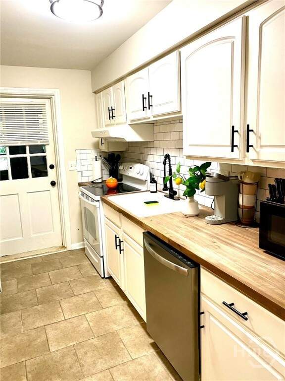 5 Bedroom Villa/Townhouse's Image 45
