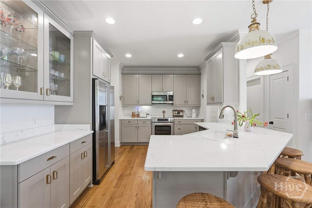 4 Bedroom Single Family Home/House's Image 12
