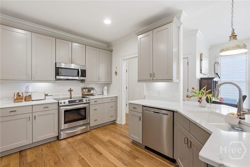 4 Bedroom Single Family Home/House's Image 17