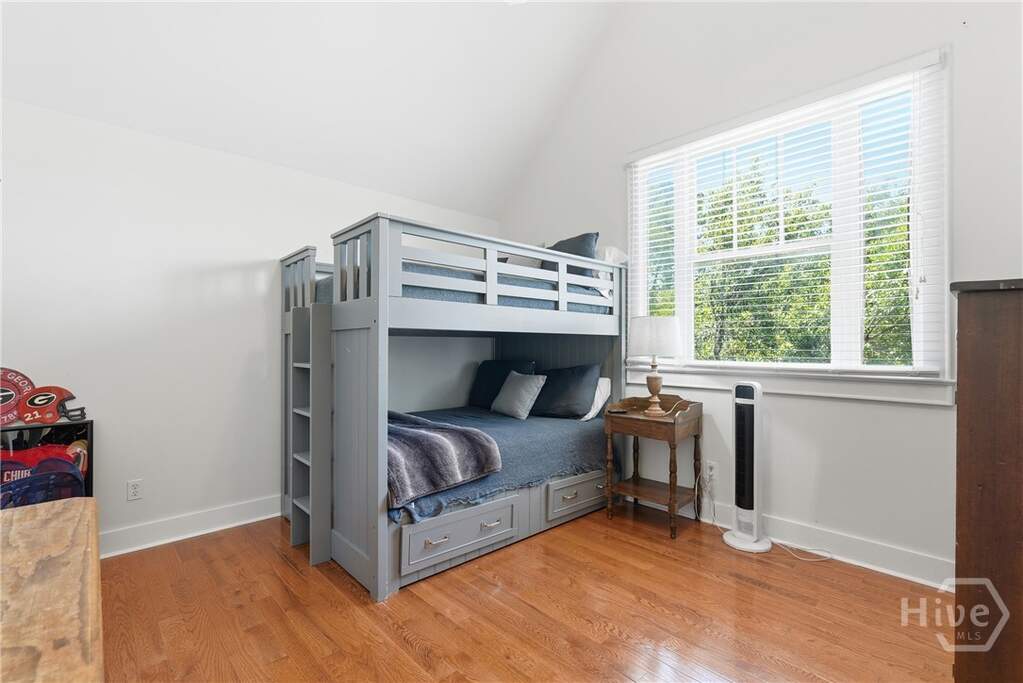 4 Bedroom Single Family Home/House's Image 19
