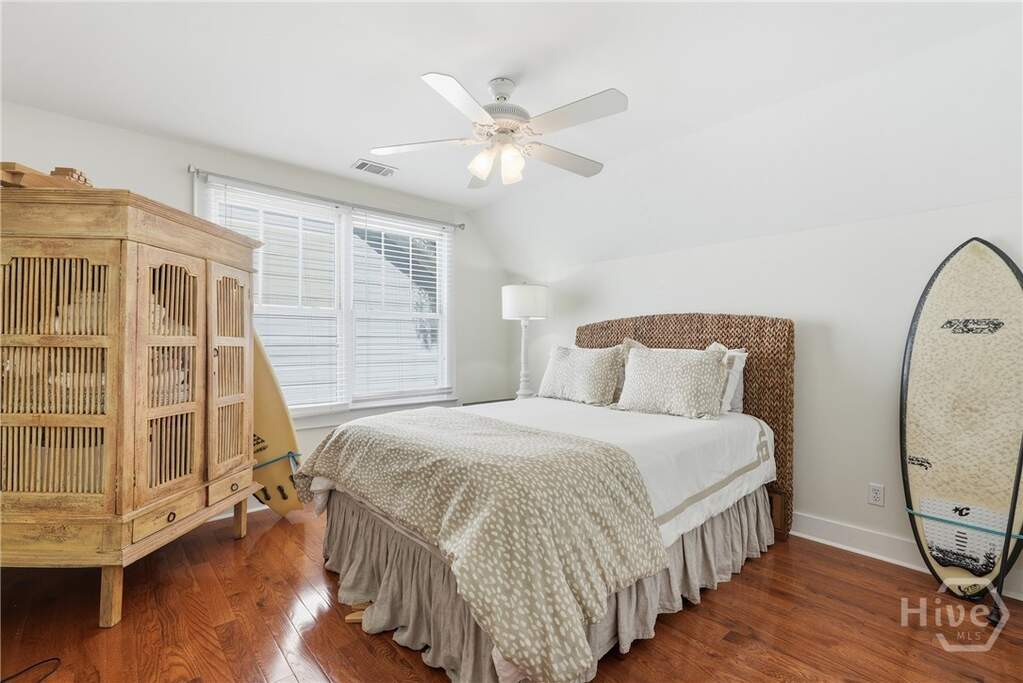 4 Bedroom Single Family Home/House's Image 20