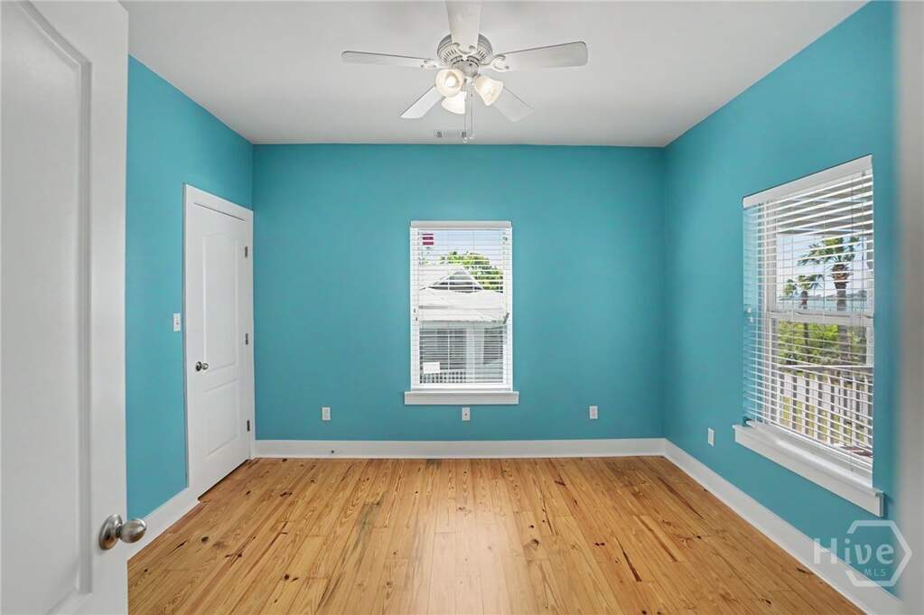 5 Bedroom Single Family Home/House's Image 28